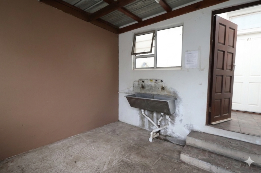 5 Bedroom Property for Sale in Quigney Eastern Cape